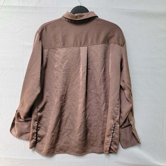 Taupe Brown Textured Shirt Button Up Long Sleeve Button Cuff Button Closure Sz M - Picture 3 of 8